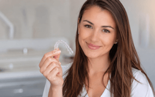 invisalign ou esthetic aligner