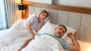 Porque a pessoas roncam