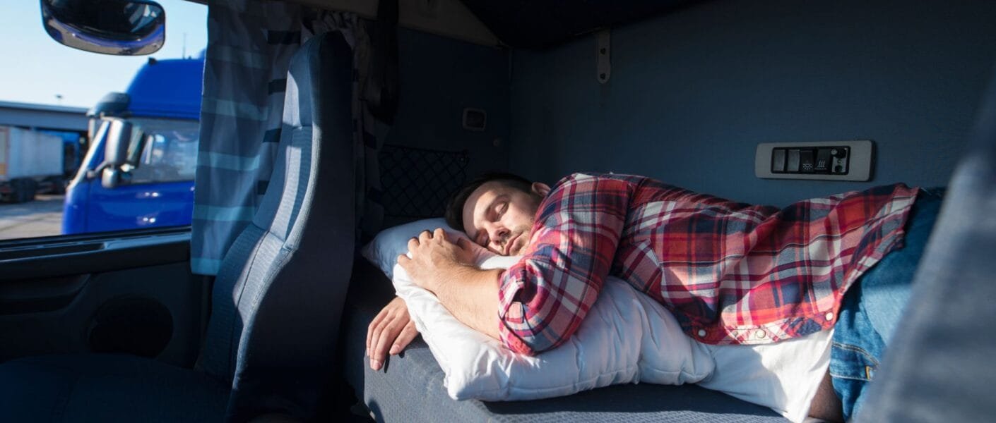 Dormir bem na boleia de um caminhão
