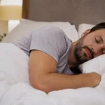 Qual tratamento para ronco é mais confortável para dormir